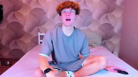 Ian Flor online show from December 17, 12:23 pm