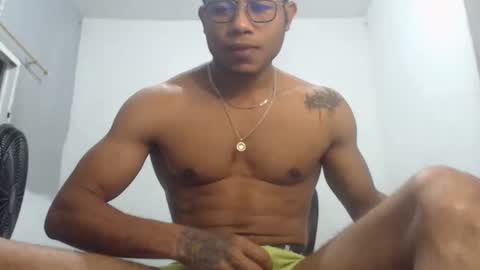 ian_tuner online show from September 19, 4:35 am