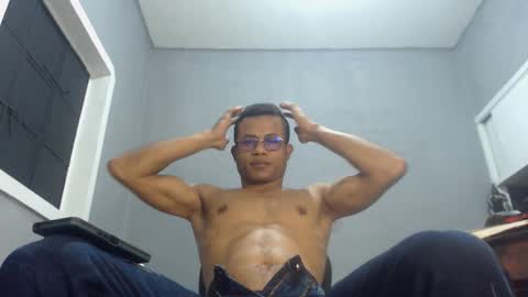 ian_tuner online show from December 24, 10:28 pm