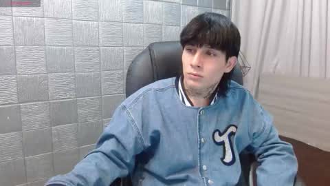 ian online show from December 4, 5:25 am