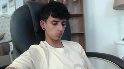 ibratxandy online show from April 18, 7:40 pm