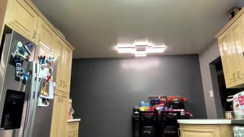 icanmakeyousquirt69 online show from May 28, 7:23 pm