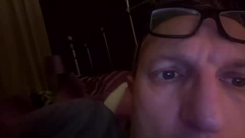 icums4u online show from December 17, 7:26 am