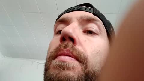 icyfucktoy online show from January 3, 6:14 pm