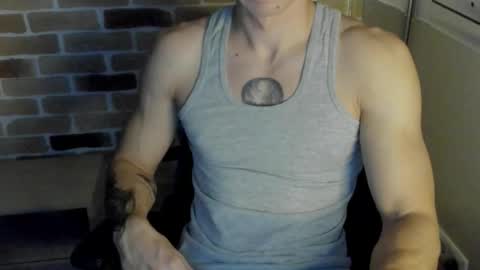 yo online show from October 30, 9:05 pm