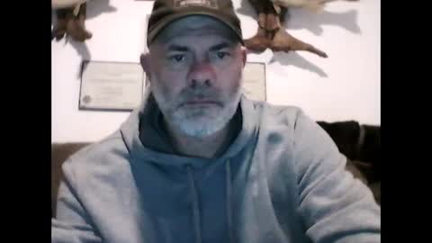 idkwhyidothis348732 online show from February 18, 11:08 pm