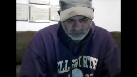 idkwhyidothis348732 online show from February 18, 11:55 am