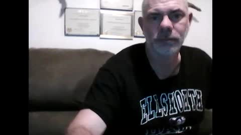 idkwhyidothis348732 online show from December 19, 12:01 pm