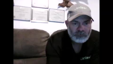 idkwhyidothis348732 online show from January 30, 11:33 am