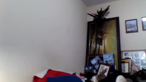 Snapshot of ifoundthegspot chatting on March 8, 5:19 pm Darthmark420 online show from March 8, 5:19 pm