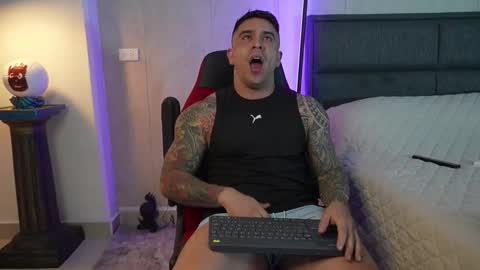 Snapshot of igor_scott chatting on October 16, 11:57 pm Igor scott online show from October 16, 11:57 pm