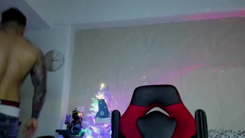 Snapshot of igor_scott chatting on December 26, 1:40 am Igor scott online show from December 26, 1:40 am