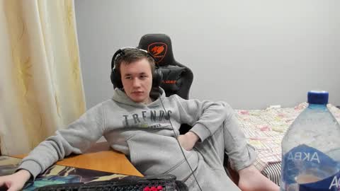 iliaskris online show from December 1, 4:15 am