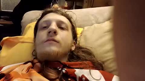 Snapshot of ilovebigassonmydickmmm chatting on October 31, 8:40 am ilovebigassonmydickmmm online show from October 31, 8:40 am