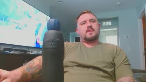 Letsgogetit online show from December 22, 4:04 pm