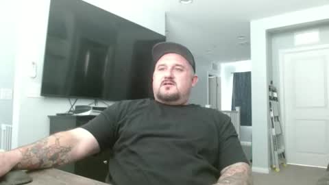 Letsgogetit online show from January 6, 5:28 pm