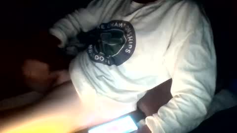 iloveitall86 online show from January 12, 7:00 am