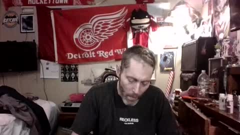 ilovewomensmokers0935 online show from March 22, 5:12 am