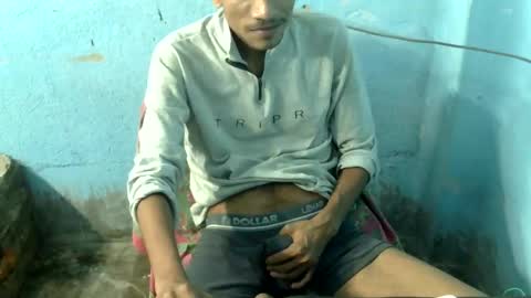 Snapshot of indian_bengali_boy chatting on October 4, 8:24 pm Suman Leo online show from October 4, 8:24 pm