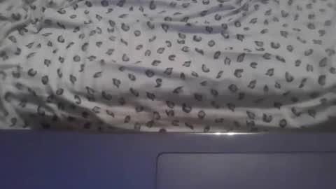 indianhotguy12345123 online show from April 10, 6:37 pm