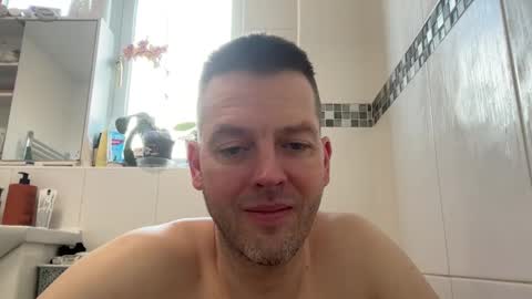 InterestedHun online show from March 11, 11:17 am