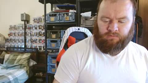 twitter theirishman205 online show from February 19, 10:45 am