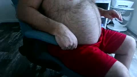 Snapshot of irishdudeloveoib chatting on January 4, 1:10 pm Irishdudelove online show from January 4, 1:10 pm