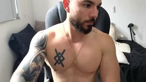 Isaac carter online show from March 27, 8:10 pm