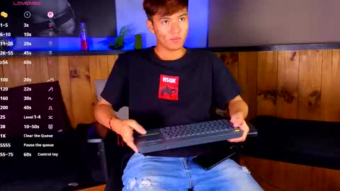 isaac_grimm online show from March 21, 9:36 am