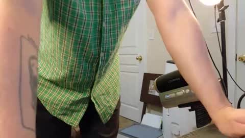 isaac online show from November 12, 4:40 am