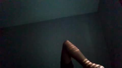 islandmaker online show from September 28, 2:04 pm