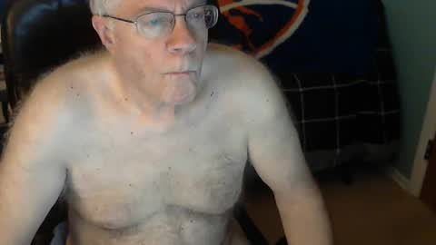 islesman22 online show from December 4, 10:13 am