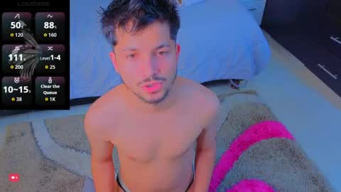 Issac online show from March 29, 4:56 am