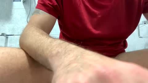 italianbigcock91 online show from January 15, 7:38 pm