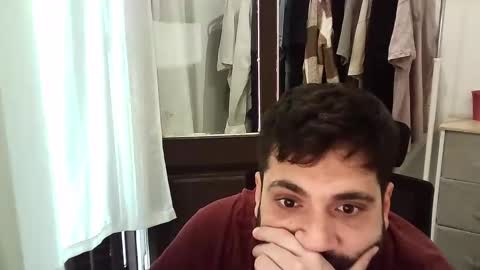 italianboybcn online show from November 14, 9:00 am