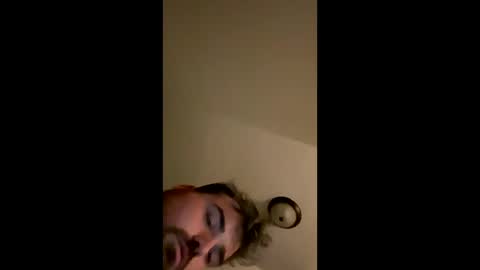 Snapshot of itsavibeouthere chatting on December 5, 7:05 am itsavibeouthere online show from December 5, 7:05 am