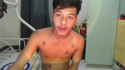 Jhonfred online show from April 18, 6:04 am