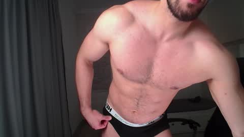 IvanHydee online show from December 19, 6:10 am