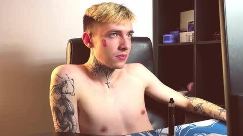 ivywairley online show from March 11, 12:56 pm