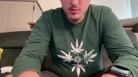 iwantyounow42069 online show from October 20, 7:18 pm