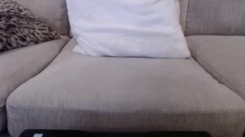 James online show from April 27, 6:24 pm