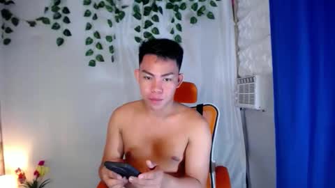 j696654horny online show from January 13, 3:16 pm