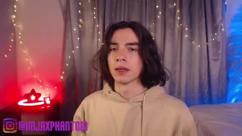 Snapshot of j_a_x_x_x_o_n chatting on February 28, 8:09 am Hey im Jaxxxon check my info online show from February 28, 8:09 am
