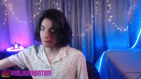 Snapshot of j_a_x_x_x_o_n chatting on December 9, 9:49 am Hey im Jaxxxon check my info online show from December 9, 9:49 am