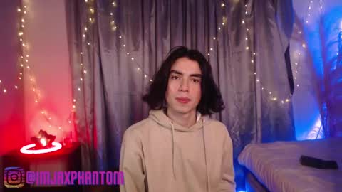 Snapshot of j_a_x_x_x_o_n chatting on February 18, 8:59 am Hey im Jaxxxon check my info online show from February 18, 8:59 am