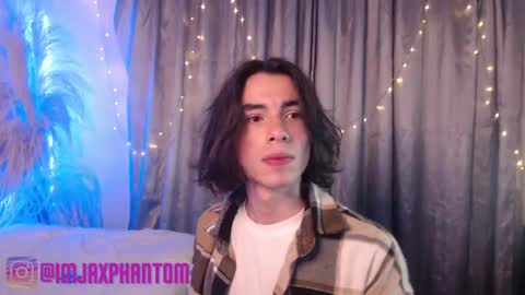 Snapshot of j_a_x_x_x_o_n chatting on January 8, 10:59 am Hey im Jaxxxon check my info online show from January 8, 10:59 am