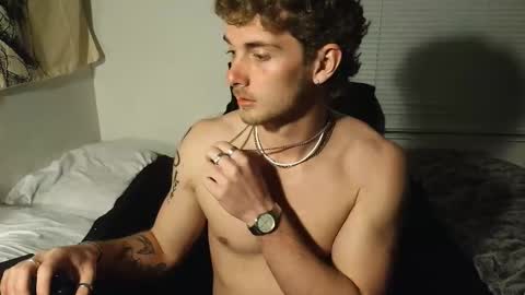 j_crisp online show from February 3, 3:15 am