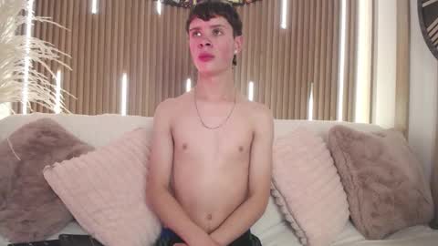 Snapshot of jack_frosst_ chatting on October 20, 12:31 pm JACK online show from October 20, 12:31 pm