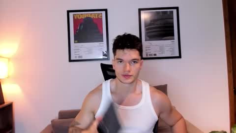 Snapshot of jackboy_2000 chatting on September 24, 10:35 am Jack J online show from September 24, 10:35 am