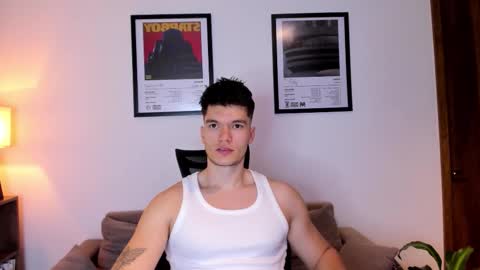 Snapshot of jackboy_2000 chatting on September 17, 9:10 am Jack J online show from September 17, 9:10 am